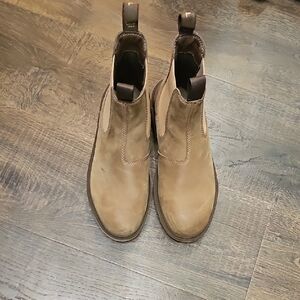 Sorel Women's Chukka Pull-On Boots in Light Tan